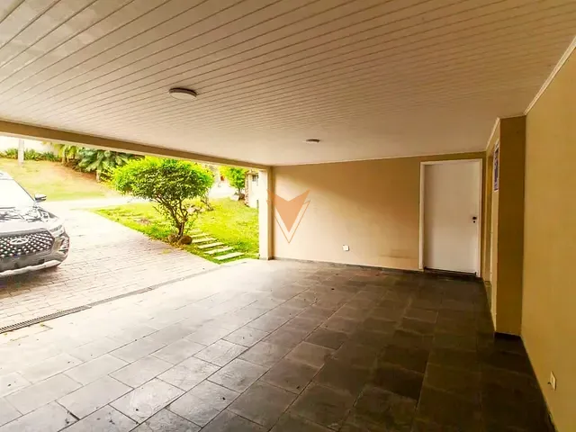 Casa 4 quartos e 6 banheiros, à venda, no bairro Alphaville em Santana de Parnaíba