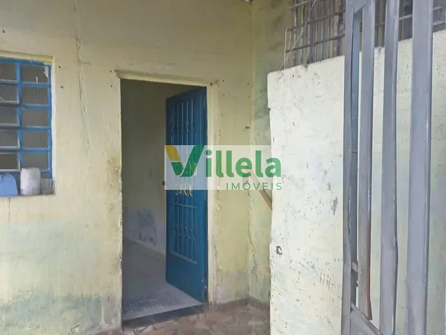 Casa com 175m² 3 quartos e 2 banheiros, à venda, no bairro Vila Santa Helena em Poá