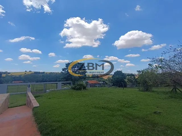 Casa com 1500m² 2 quartos e 2 banheiros, à venda, no bairro Estância Cabral em Cambé