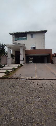 Casa 4 quartos e 8 banheiros, à venda, no bairro Centro em Bertioga