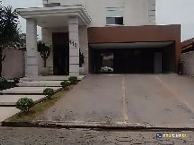 Casa 4 quartos e 8 banheiros, à venda, no bairro Centro em Bertioga