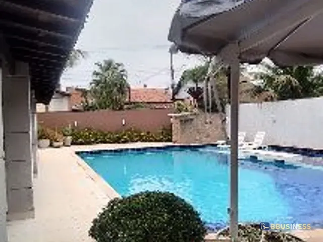 Casa 4 quartos e 8 banheiros, à venda, no bairro Centro em Bertioga