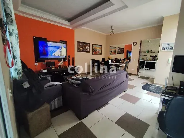 Casa 4 quartos e 4 banheiros, à venda, no bairro Bandeiras em Osasco