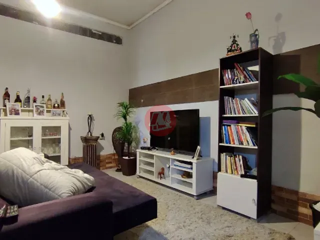 Prédio com 220m², para alugar, no bairro Partenon em Porto Alegre