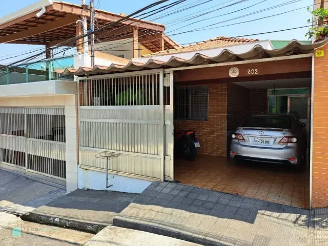 Casa com 130m² 3 quartos e 3 banheiros, à venda, no bairro Vila Iório em São Paulo