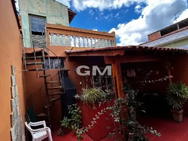 Casa 2 quartos e 1 banheiro, à venda, no bairro Parque Ribeirão Preto em Ribeirão Preto