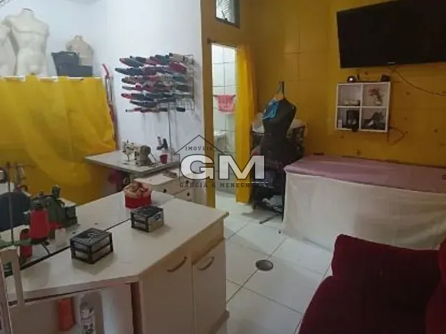 Casa 2 quartos e 1 banheiro, à venda, no bairro Parque Ribeirão Preto em Ribeirão Preto