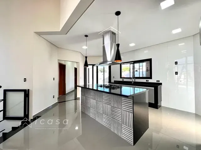 Casa com 360m² 3 quartos e 2 banheiros, para alugar, no bairro Condomínio Terras do Vale em Caçapava