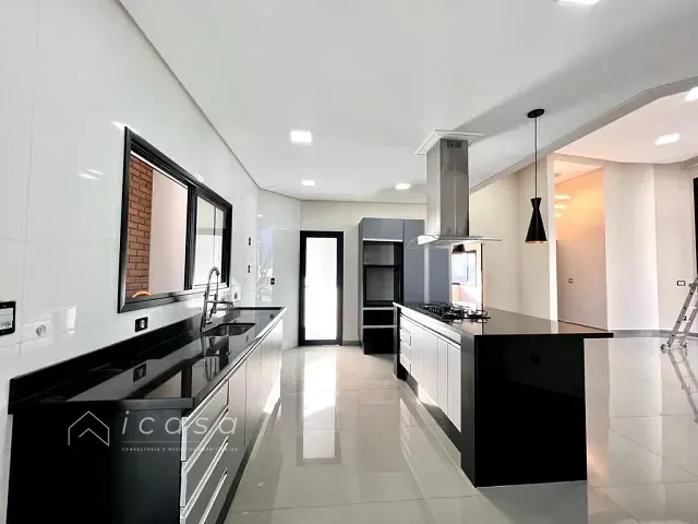 Casa com 360m² 3 quartos e 2 banheiros, para alugar, no bairro Condomínio Terras do Vale em Caçapava
