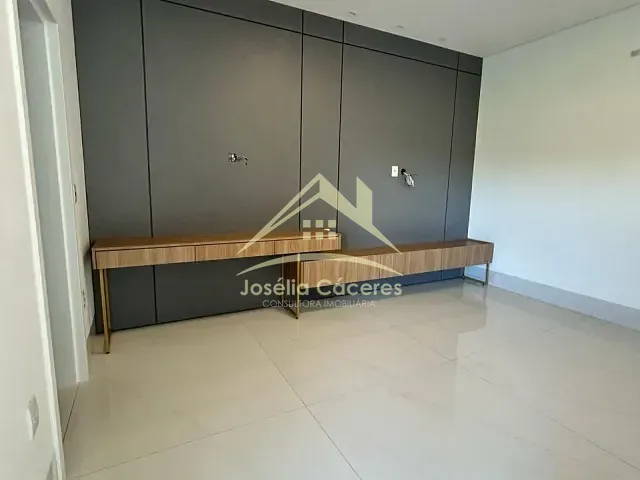 Casa com 465m² 3 quartos e 5 banheiros, à venda, no bairro Ribeirão do Lipa em Cuiabá