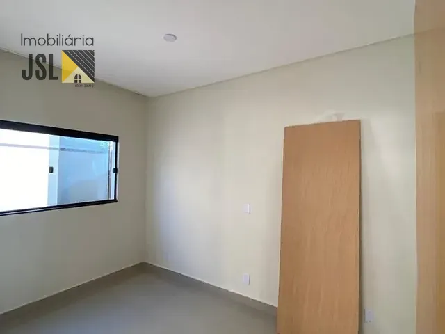 Casa com 300m² 3 quartos e 2 banheiros, à venda, no bairro Condomínio Terras do Vale em Caçapava