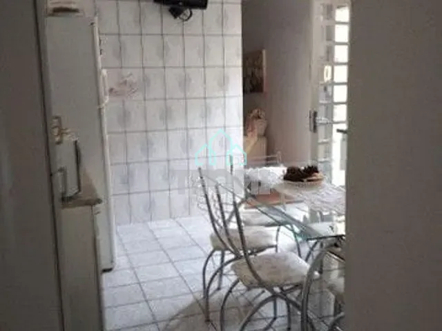 Casa com 148m² 3 quartos e 2 banheiros, à venda, no bairro Jardim Bela Vista em Taubaté