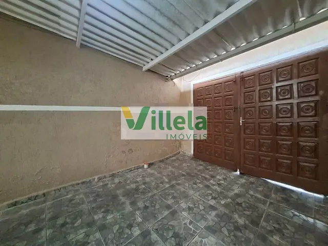 Casa com 250m² 4 quartos e 2 banheiros, à venda, no bairro Jardim Santa Helena em Poá