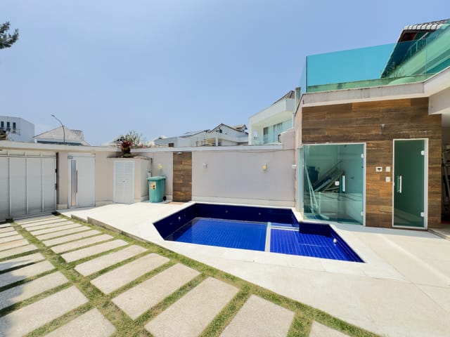 Casa com 275m² 4 quartos e 6 banheiros, à venda, no bairro Recreio dos Bandeirantes em Rio de Janeiro