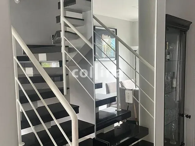 Casa 3 quartos e 3 banheiros, à venda, no bairro Paisagem Renoir em Cotia