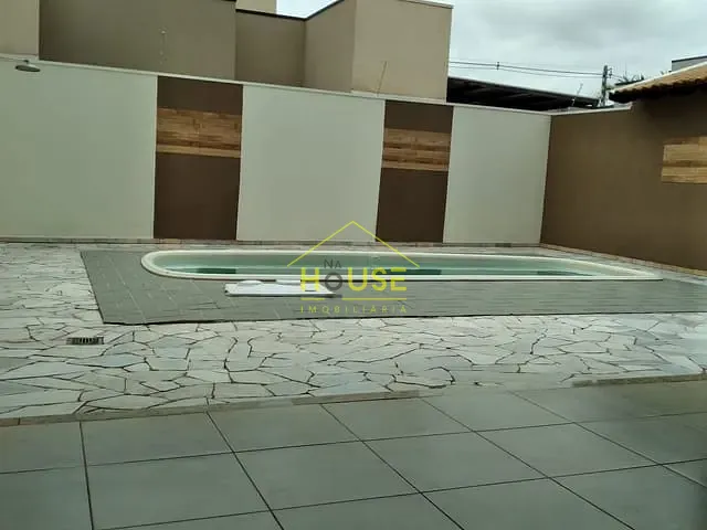 Casa 3 quartos e 3 banheiros, à venda, no bairro Residencial Antonia Franco em Fernandópolis