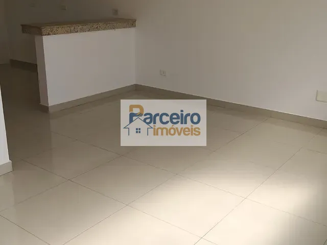 Casa com 110m² 3 quartos e 2 banheiros, à venda ou para alugar, no bairro Cidade Patriarca em São Paulo
