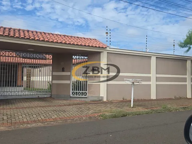 Casa com 368m² 3 quartos e 2 banheiros, à venda, no bairro Jardim Império do Sol em Londrina