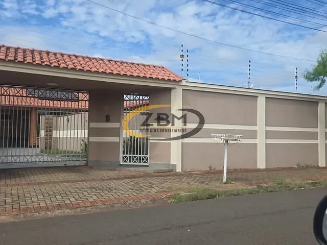 Casa com 368m² 3 quartos e 2 banheiros, à venda, no bairro Jardim Império do Sol em Londrina