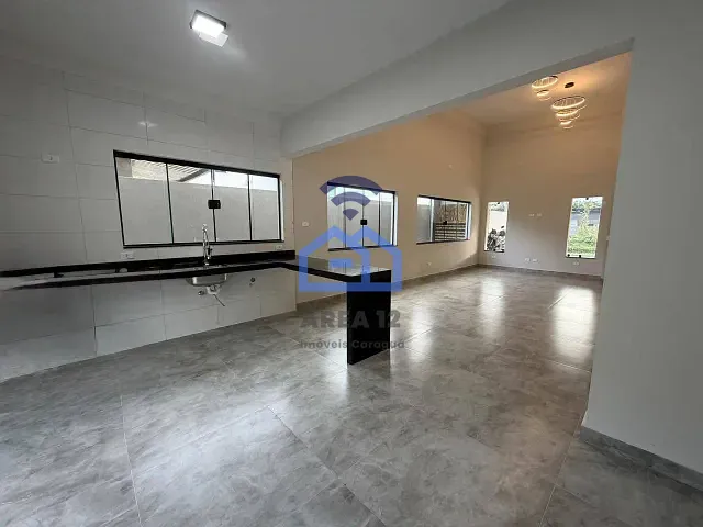 Casa 3 quartos e 3 banheiros, à venda, no bairro Mar Verde II em Caraguatatuba