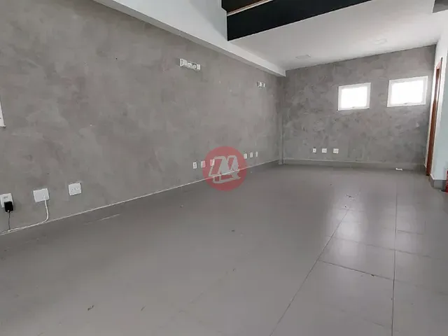Loja com 74m², para alugar, no bairro Mont Serrat em Porto Alegre