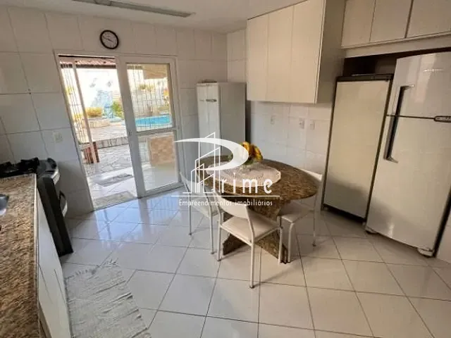 Casa com 360m² 3 quartos e 1 banheiro, à venda, no bairro Piratininga em Niterói