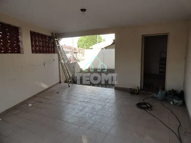 Casa com 309m² 3 quartos e 2 banheiros, à venda, no bairro Jardim das Nações em Taubaté