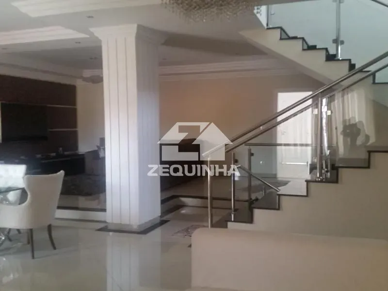 Casa, 3 quartos, 323 m² - Foto 3
