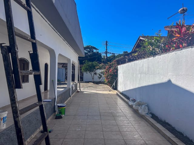 Casa com 450m² 3 quartos e 3 banheiros, à venda, no bairro Centro em Bertioga