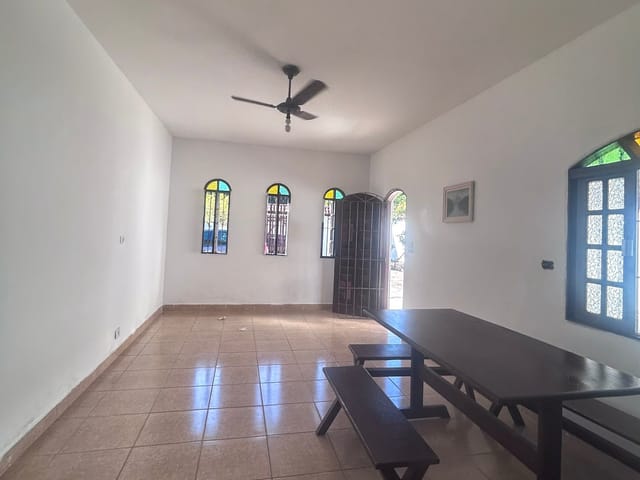 Casa com 450m² 3 quartos e 3 banheiros, à venda, no bairro Centro em Bertioga