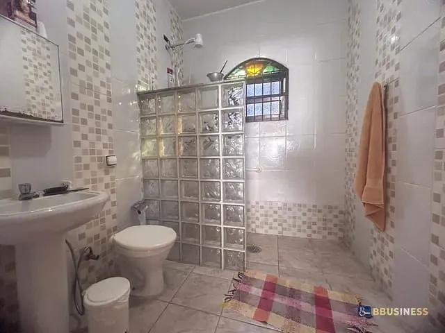 Casa com 450m² 3 quartos e 3 banheiros, à venda, no bairro Centro em Bertioga