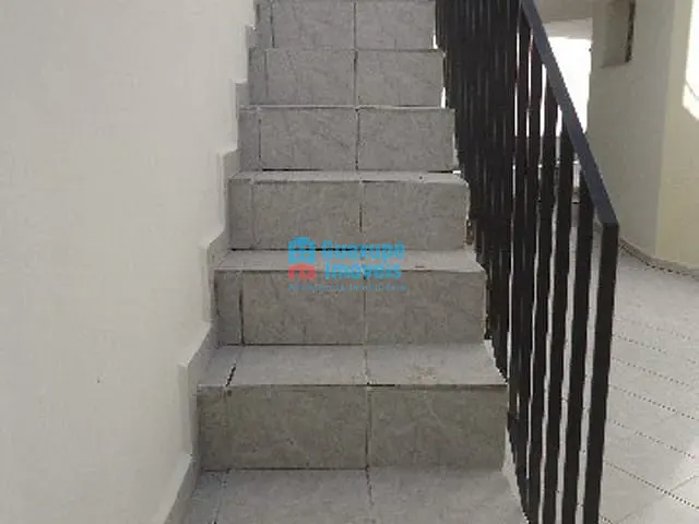 Casa com 250m² 3 quartos e 2 banheiros, para alugar, no bairro Centro em Guaxupé