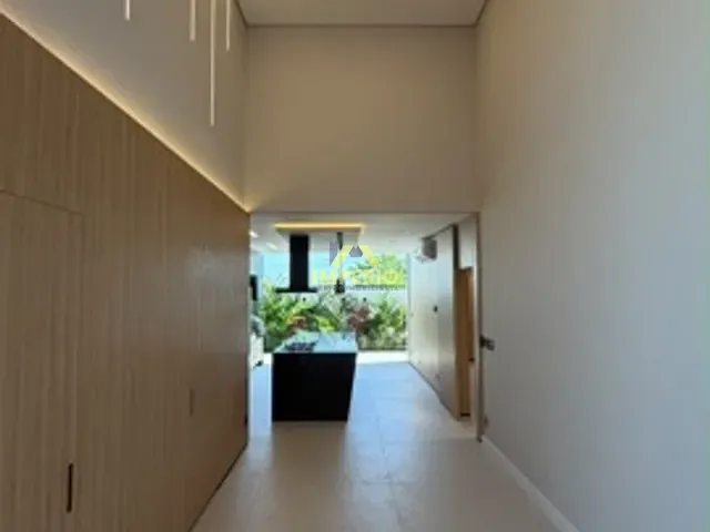 Casa com 300m² 3 quartos e 4 banheiros, à venda, no bairro Reserva Central Parque em Salto
