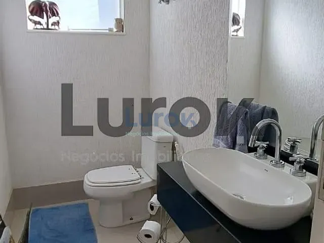 Casa com 343m² 5 quartos e 6 banheiros, à venda, no bairro Parque Lausanne em Valinhos