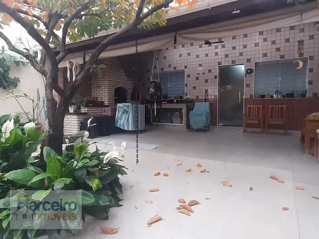 Casa com 210m² 3 quartos e 3 banheiros, à venda, no bairro Vila Aricanduva em São Paulo