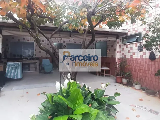 Casa com 210m² 3 quartos e 3 banheiros, à venda, no bairro Vila Aricanduva em São Paulo