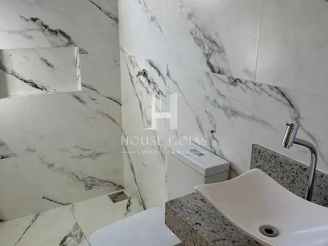 Casa com 180m² 2 quartos e 1 banheiro, à venda, no bairro Vila São Jorge em Aparecida de Goiânia
