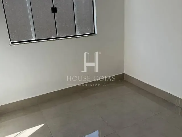 Casa com 180m² 2 quartos e 1 banheiro, à venda, no bairro Vila São Jorge em Aparecida de Goiânia