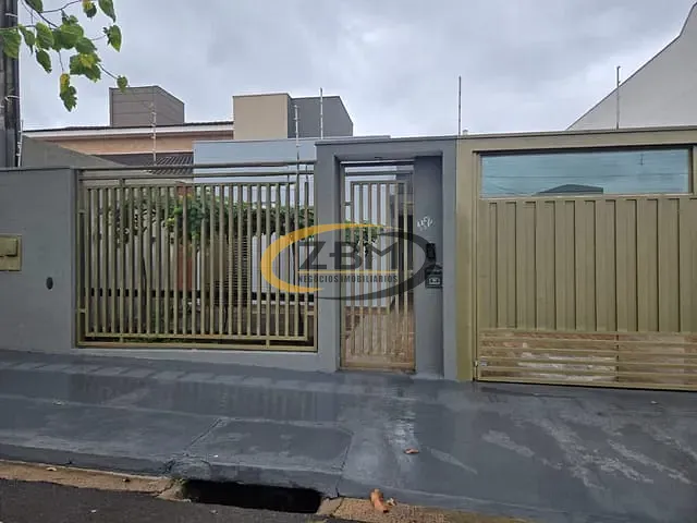 Casa com 360m² 3 quartos e 3 banheiros, à venda, no bairro Jardim Central Park em Londrina