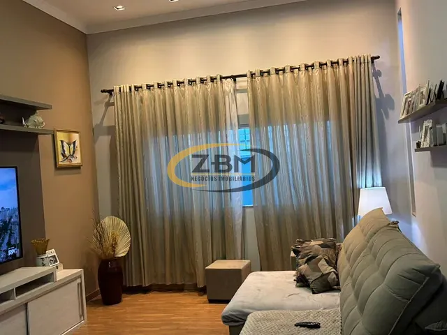 Casa com 360m² 3 quartos e 3 banheiros, à venda, no bairro Jardim Central Park em Londrina