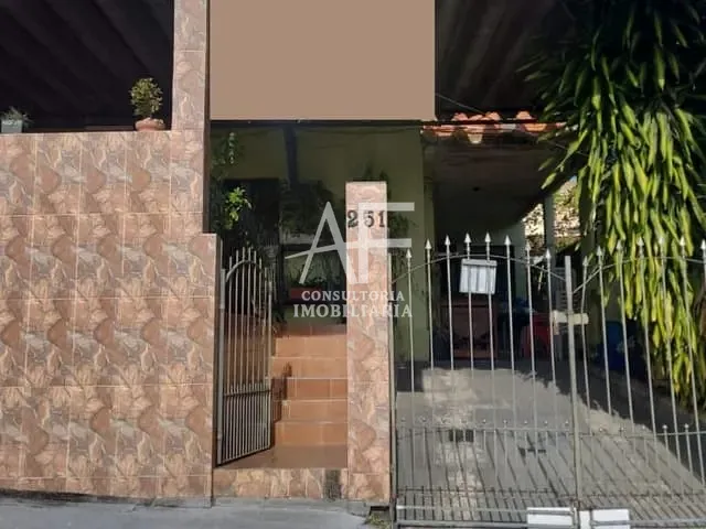 Casa com 380m², à venda, no bairro Jardim Satélite em São José dos Campos