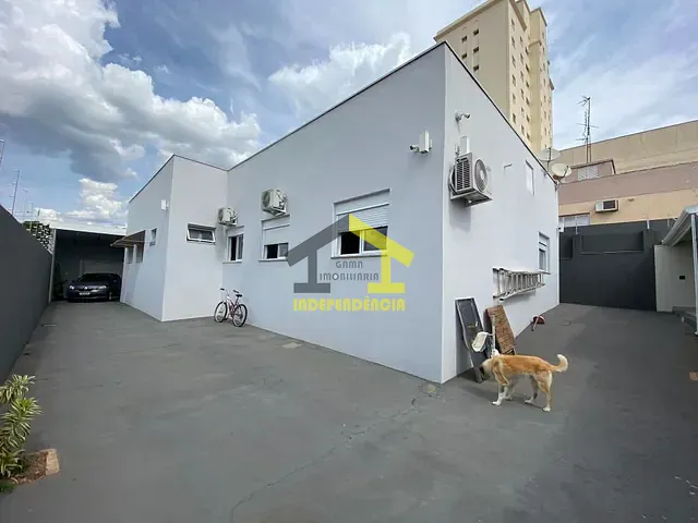 Casa com 415m² 4 quartos e 3 banheiros, à venda, no bairro Vila Brasileira em Itatiba