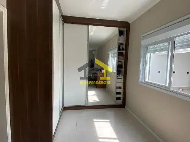 Casa com 415m² 4 quartos e 3 banheiros, à venda, no bairro Vila Brasileira em Itatiba