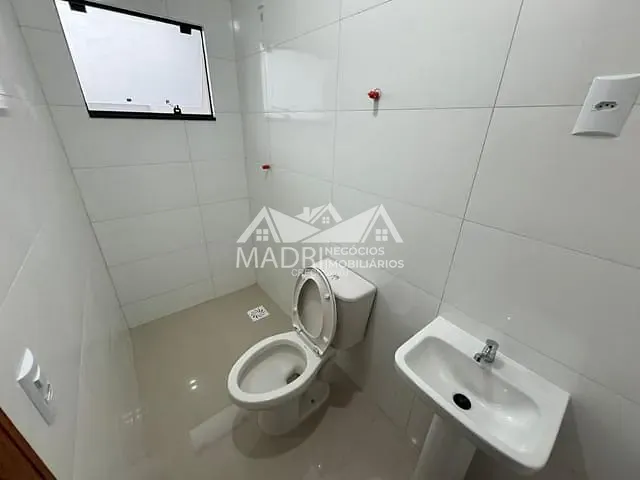 Casa 2 quartos e 2 banheiros, à venda, no bairro Pachecos em Palhoça