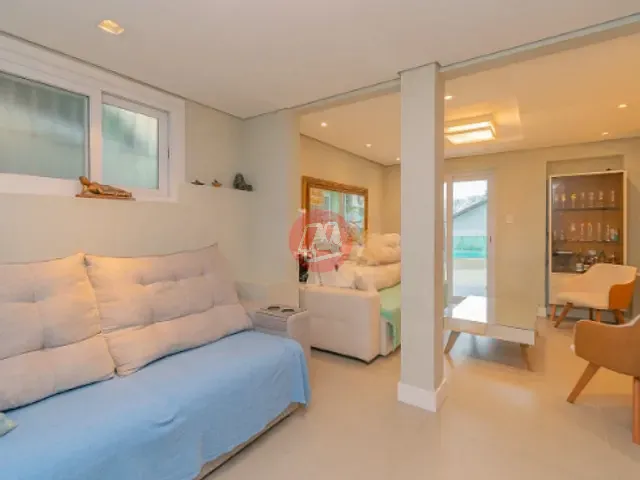 Casa com 388m² 3 quartos e 3 banheiros, à venda, no bairro Vila Ipiranga em Porto Alegre