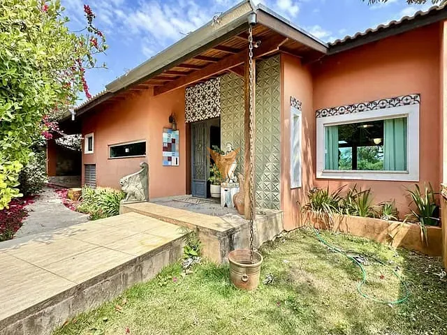 Casa 4 quartos e 3 banheiros, à venda, no bairro Paisagem Renoir em Cotia
