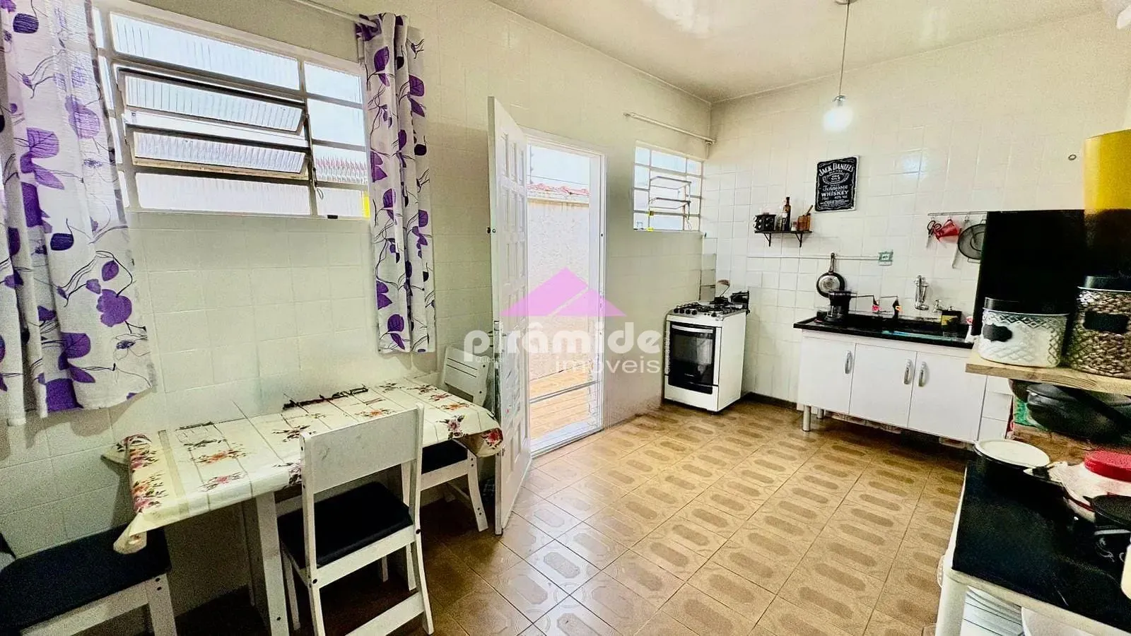 Casa, 3 quartos, 192 m² - Foto 6