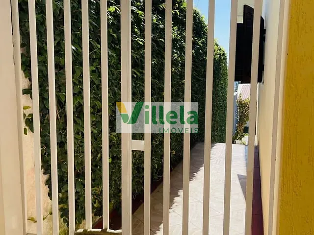 Casa com 371m² 3 quartos e 2 banheiros, à venda, no bairro Vila Monteiro em Poá
