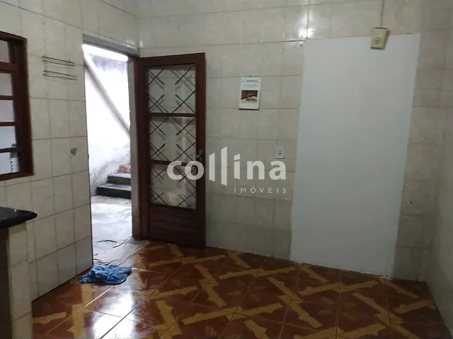 Casa 3 quartos e 2 banheiros, à venda, no bairro Vila Silviânia em Carapicuíba