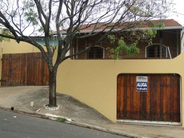 Casa com 256m² 3 quartos e 3 banheiros, para alugar, no bairro Vila Nunes em Paulínia